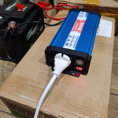 SUREDOM DX-GAC500/1000W 12V (Pure Sine Wave)