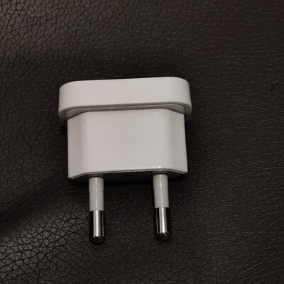 ProZone AC9600 Compact US to EU Plug White