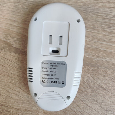 Enerfer Ozone Air Purifier (NJM02-B)